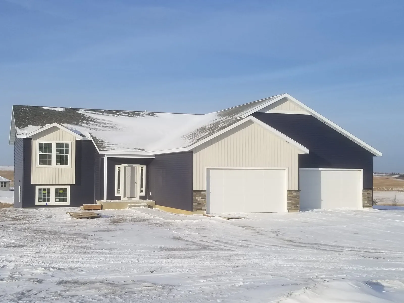 Two-Tone Home with Attached Garage in Dickinson, ND
